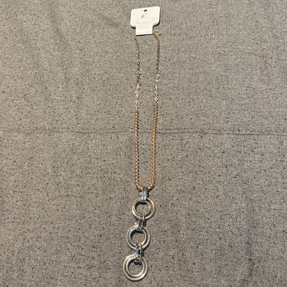 Charming Charlie necklace, NWT